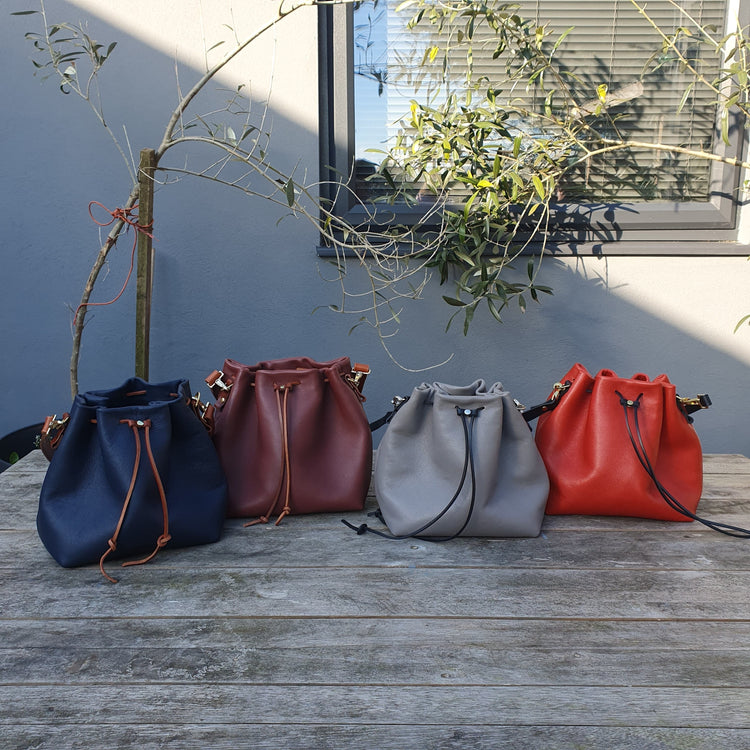 Hands of Tym Course 'Bag in a Day' Practical Leather Course Mini Bucket Bag