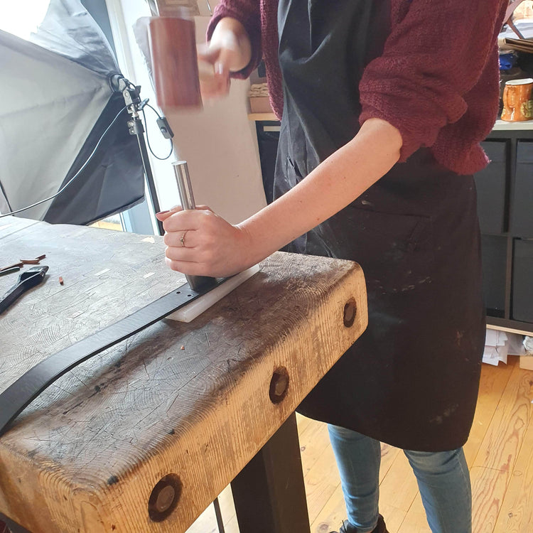 Hands of Tym Course Craft it Yourself Belt Course - A Practical Leather Course