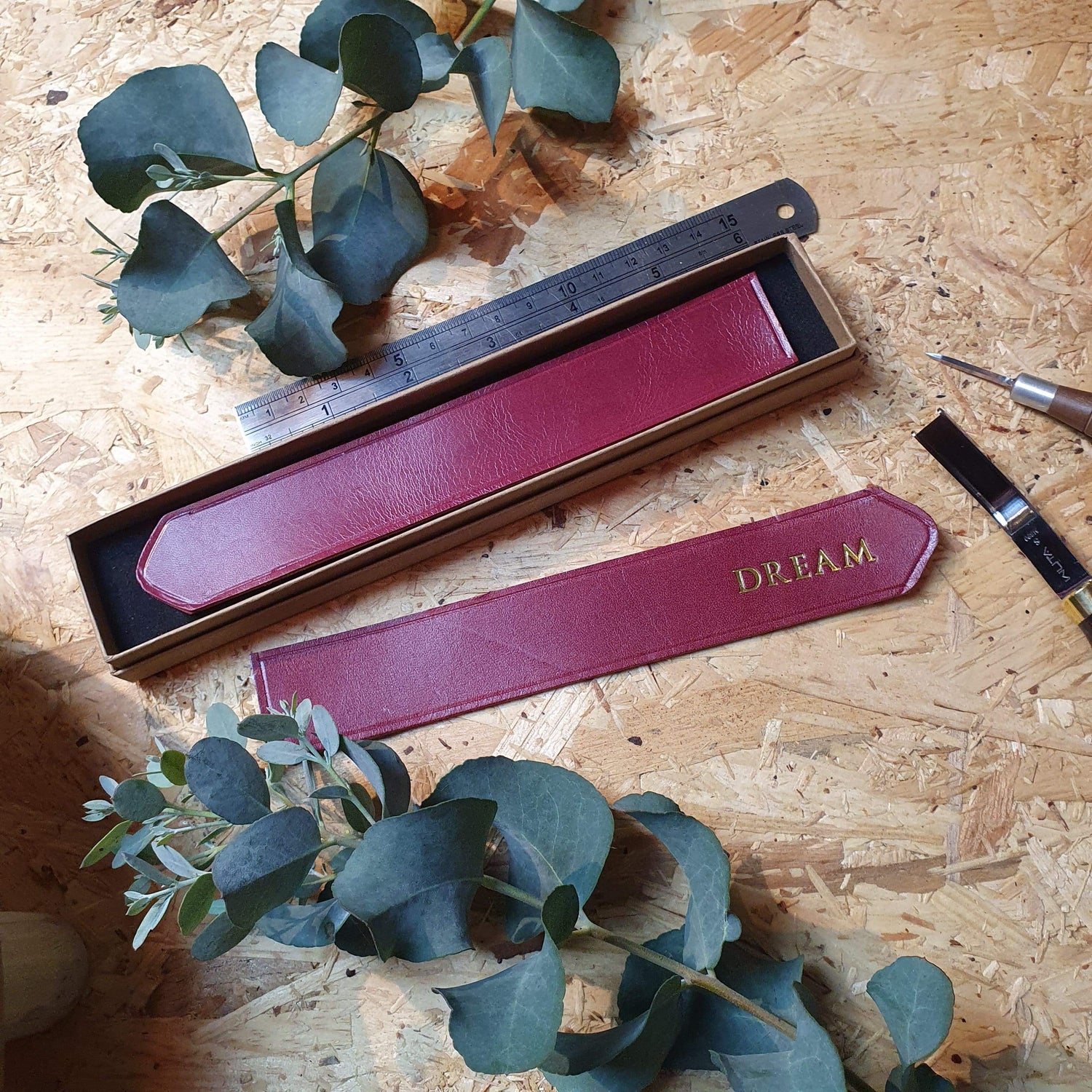 Hands of Tym 'Acorn' The Bespoke Handmade Leather Bookmark with personalisation