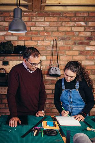 Hands of Tym Course 1-2-1 Practical Leather Tuition with Georgie Tym