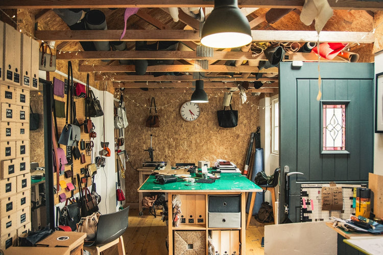 Hands of Tym Course Craft it Yourself Belt Course - A Practical Leather Course