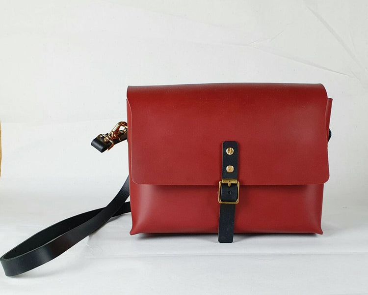 Hands of Tym Course Saturday 6th August 2022 'Bag in a Day' Practical Hand Stitching Leather Course - The Satchel