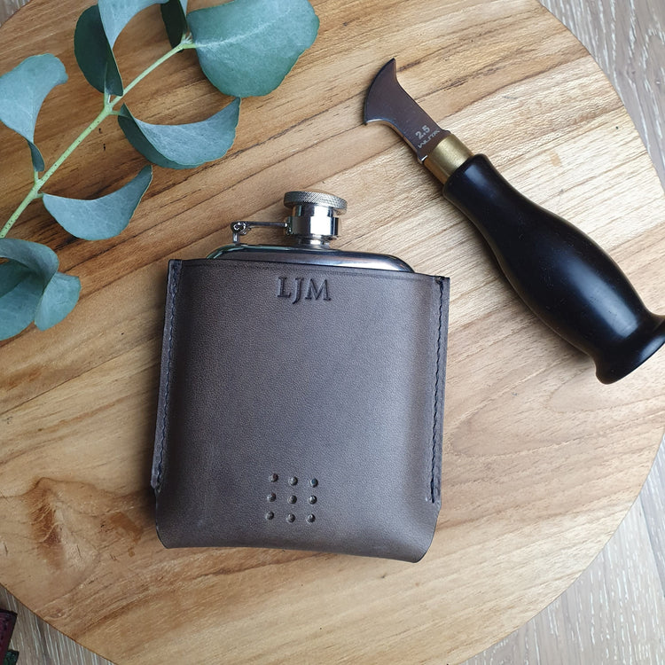 Hands of Tym Flasks 'Aspen' Rounded Pewter Hip Flask with Bespoke Handmade Leather case
