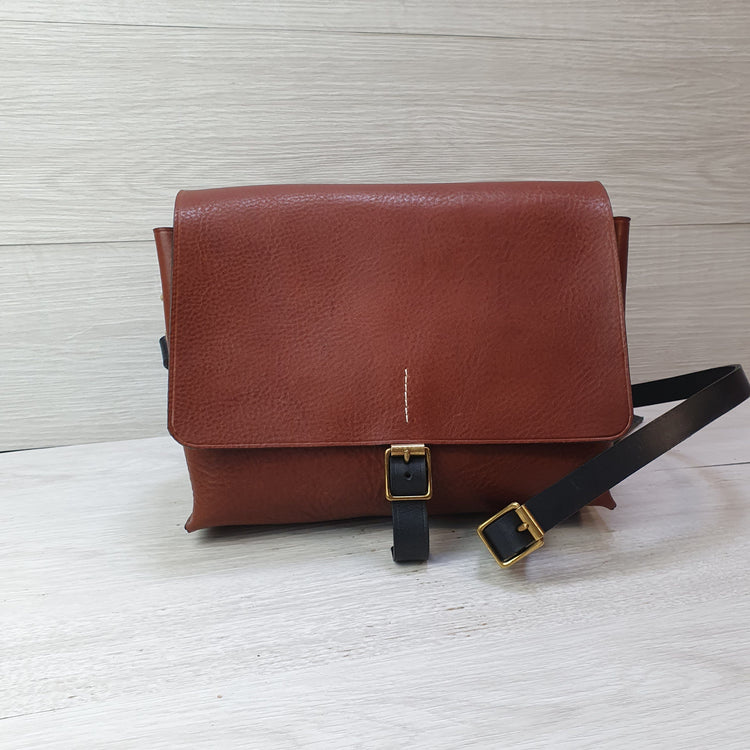 Hands of Tym Handbags 'Hickory Satchel' Bespoke Handmade Luxury Leather Cross Body Bag Tan Brown