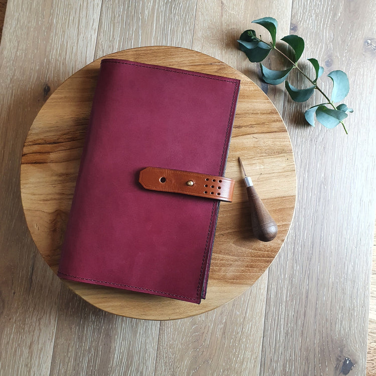 Hands of Tym Notebooks & Notepads 'Laurel' The Bespoke Handmade Luxury Leather Notebook / Diary A5 - Slim