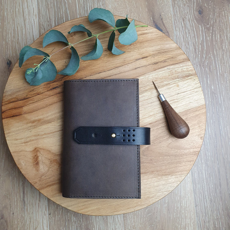 Hands of Tym Notebooks & Notepads 'Laurel' The Bespoke Handmade Luxury Leather Notebook / Diary A6