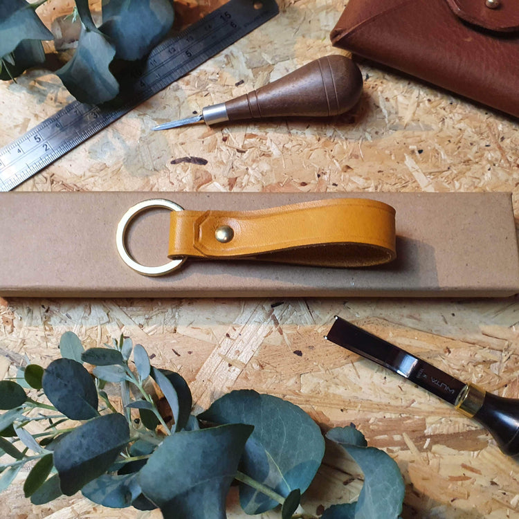 Hands of Tym 'Samara' The Personalised Handmade Leather Keyring