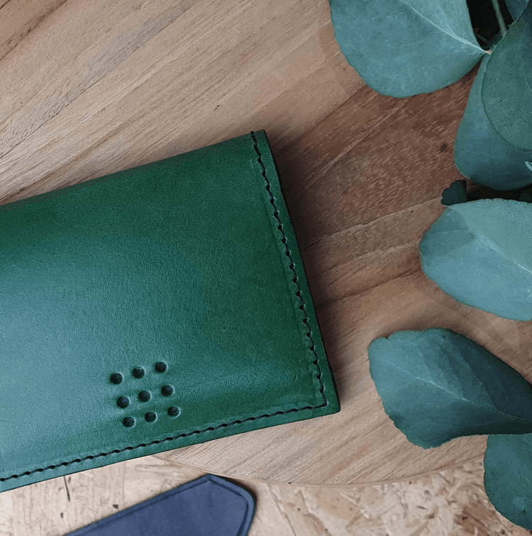 Hands of Tym SLG 'Larch Slim' Bespoke Handmade Slim Card Wallet