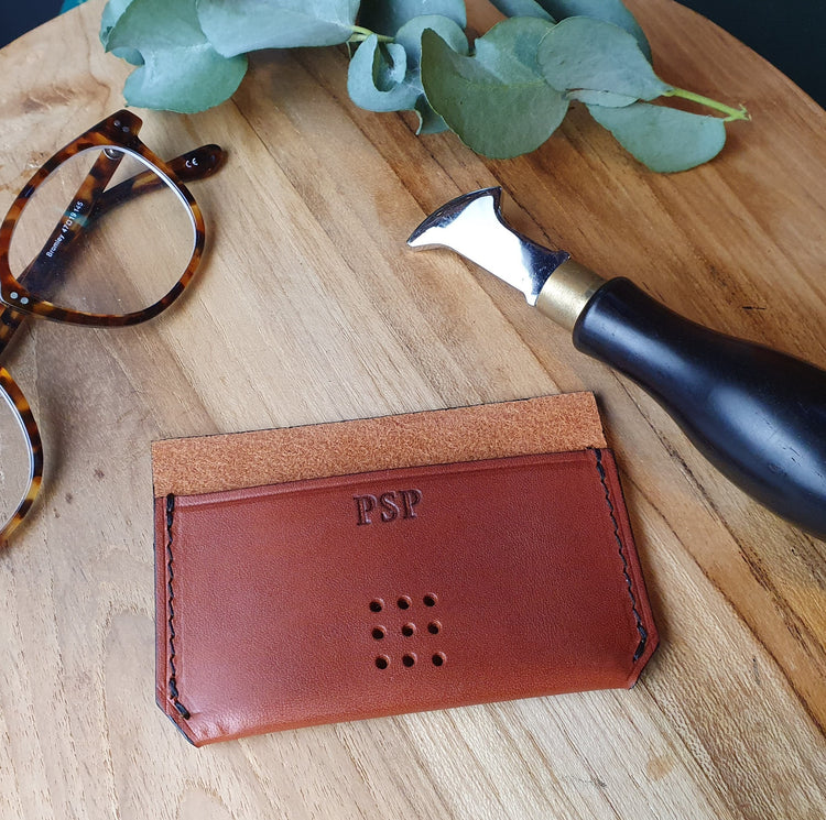 Hands of Tym SLG 'Yew' The Bespoke Handmade Leather Card Holder