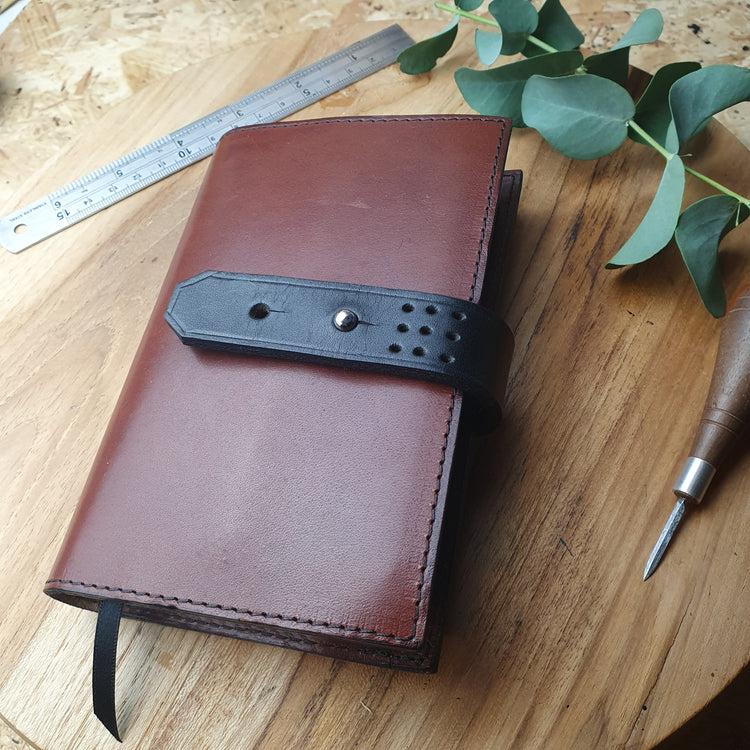 Hands of Tym stationery 'Laurel' The Bespoke Handmade Luxury Leather Notebook / Diary A6