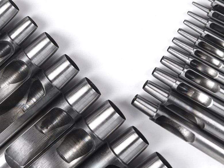 Handheld Precision Hollow Hole Punch for Leather Crafting – Hands