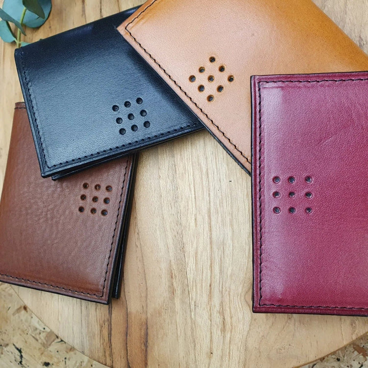 Hands of Tym Wallets & Money Clips 'Larch Slim' Bespoke Handmade Leather Slim Card Wallet