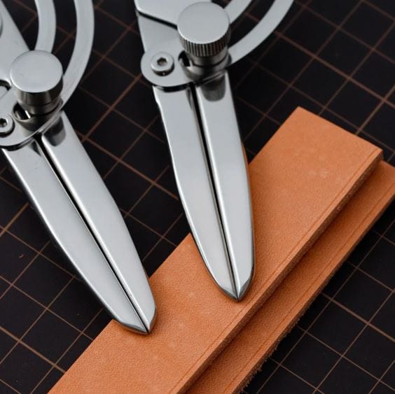 Wuta Tools and Supplies Adjustable 4" Stainless Steel Wing Leather Craft Divider