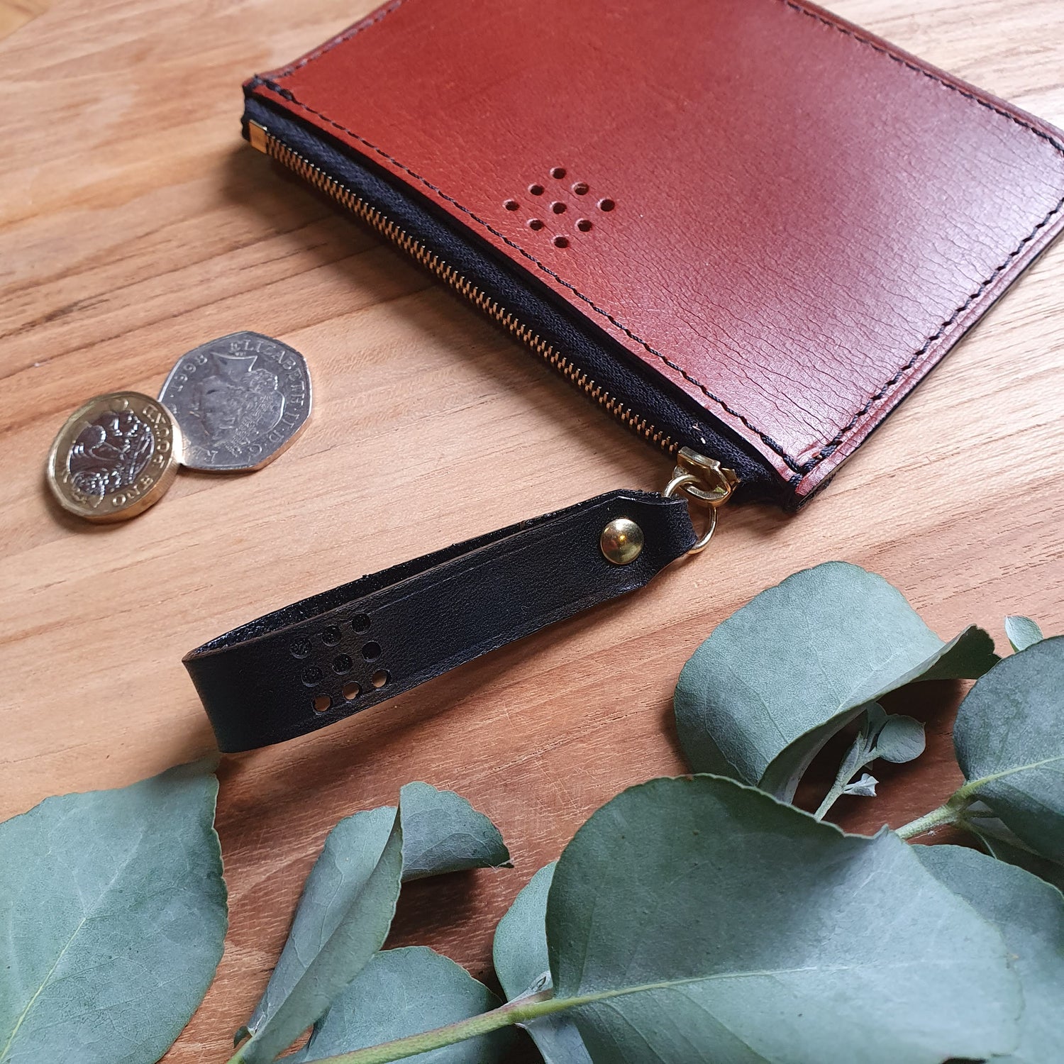 Pouches | Hands of Tym