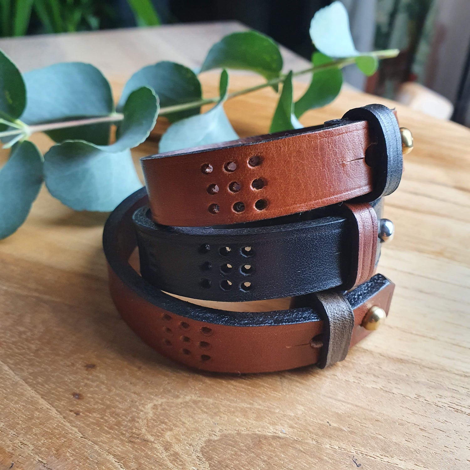 Small Accessories | Hands of Tym