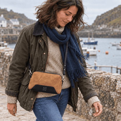 Hands of Tym Handbags 'Elm' Bespoke Handmade Leather Mini Boxy Bag