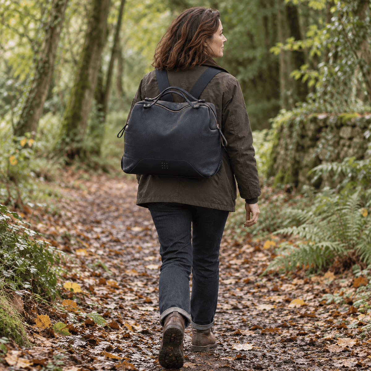 Hands of Tym Luggage & Bags 'Rowan' Bespoke Handmade Luxury Leather Backpack Holdall With Zip Closure and Top Handles
