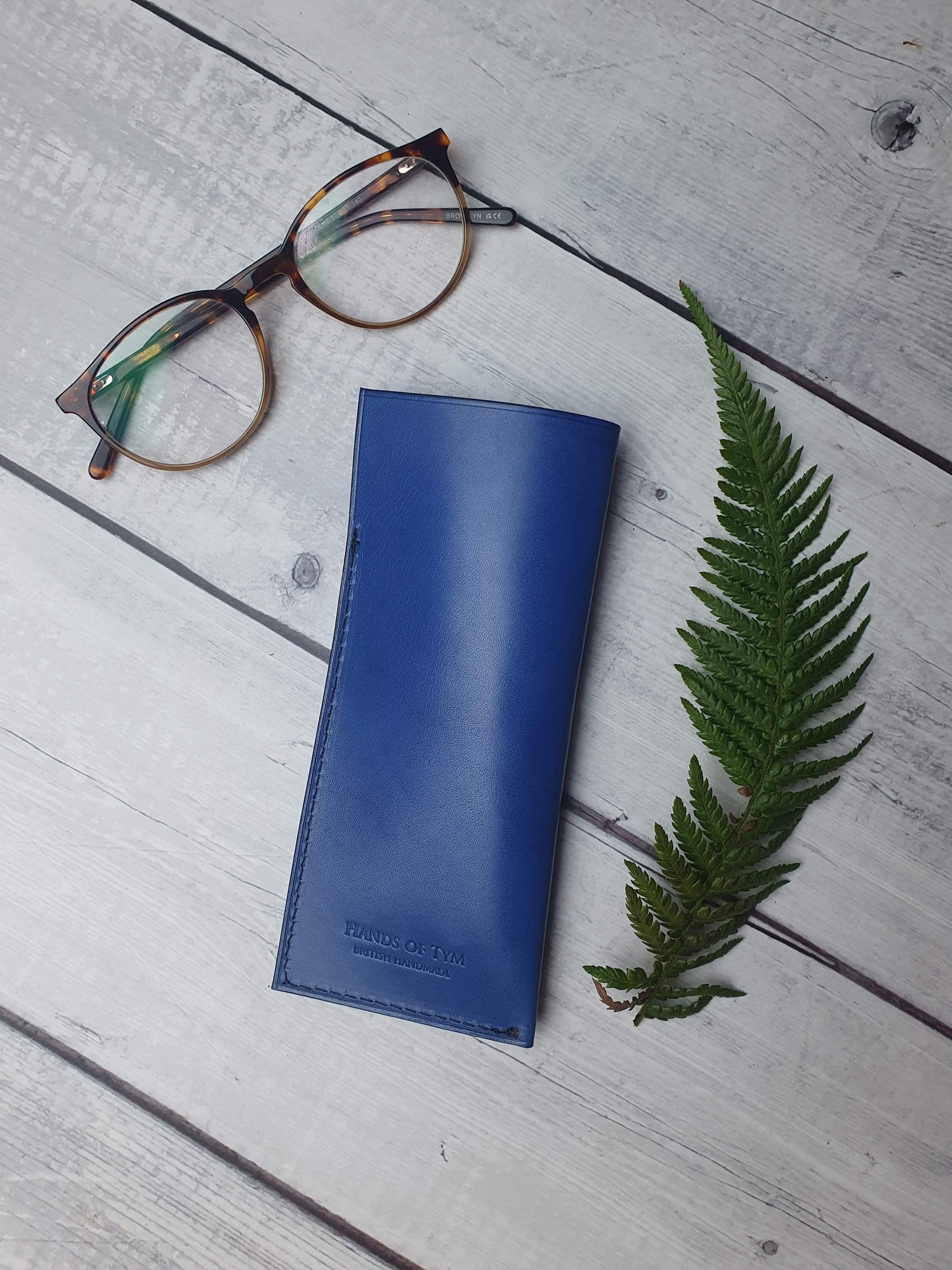 Hands of Tym SLG 'Alder' Bespoke Leather Glasses Case