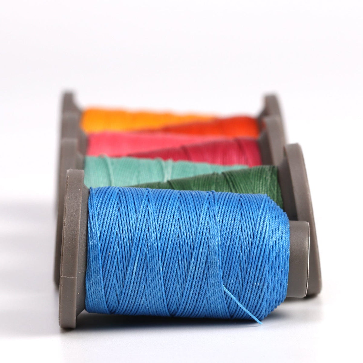 Wuta Tools and Supplies 100% polyester waxed thread - 0.55 mm diameter for leather crafting