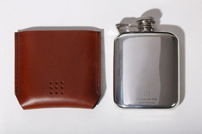 Hands of Tym Flasks 'Aspen' Rounded Pewter Hip Flask with Bespoke Handmade Leather case
