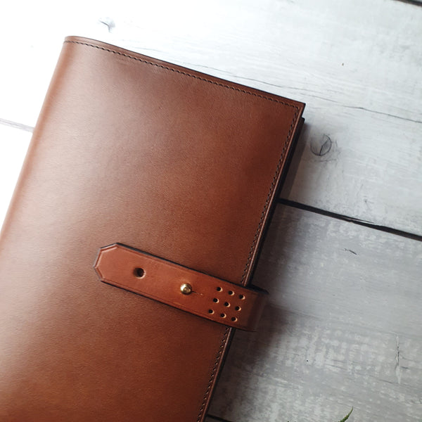 Hands of Tym Notebooks & Notepads 'Laurel' The Bespoke Handmade Luxury Leather Notebook / Diary A5 - Slim