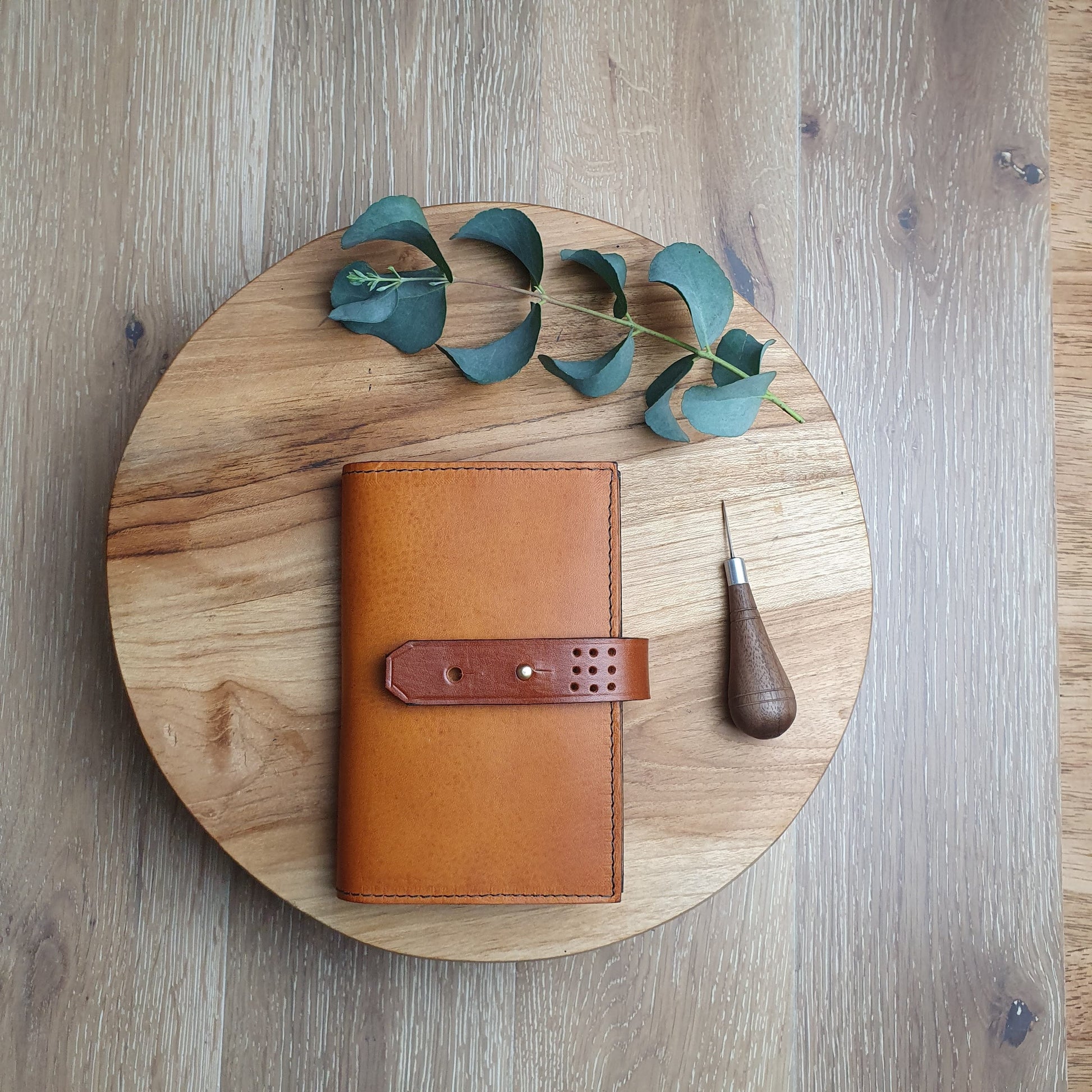 Hands of Tym Notebooks & Notepads 'Laurel' The Bespoke Handmade Luxury Leather Notebook / Diary A6