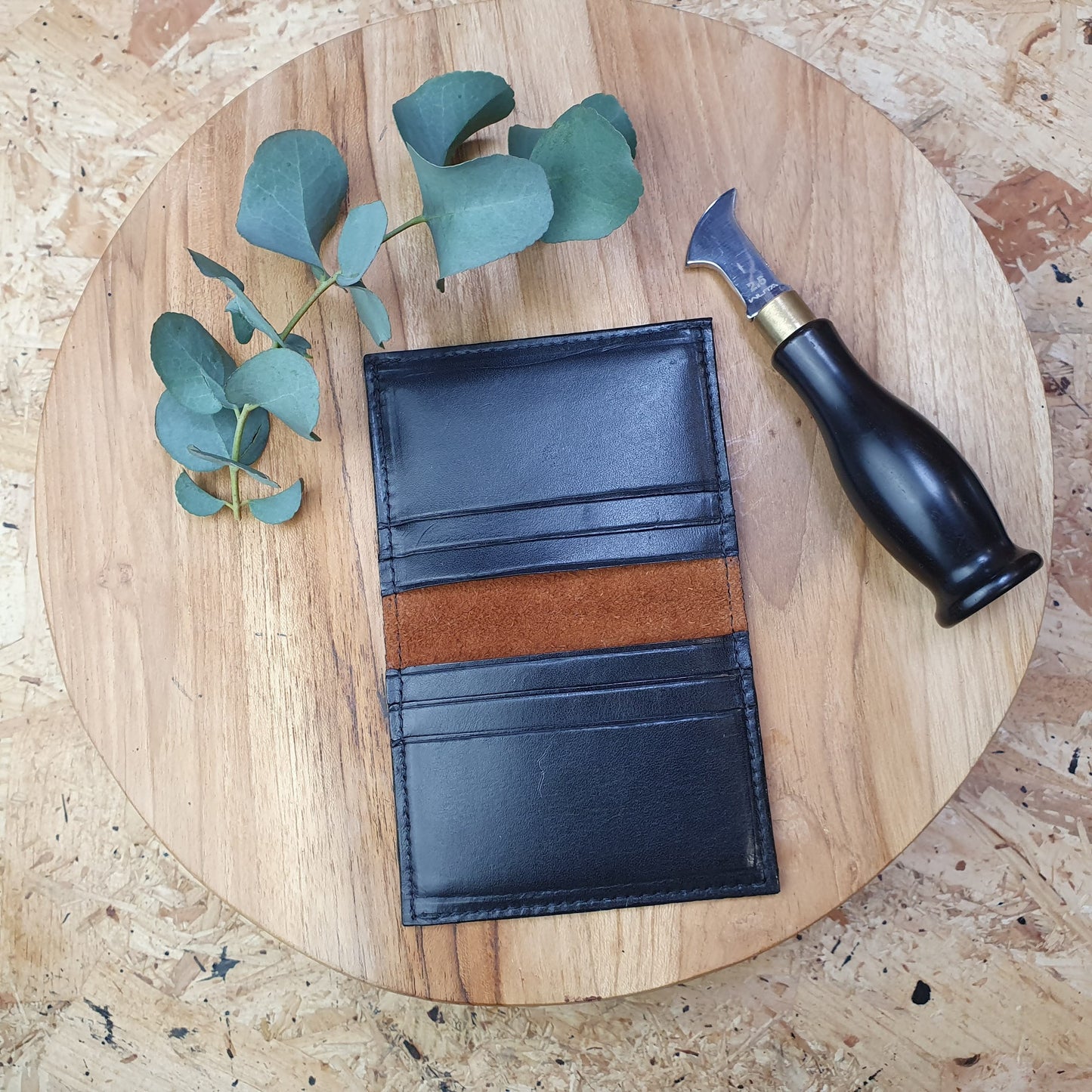 Hands of Tym Wallets & Money Clips 'Larch Slim' Bespoke Handmade Leather Slim Card Wallet